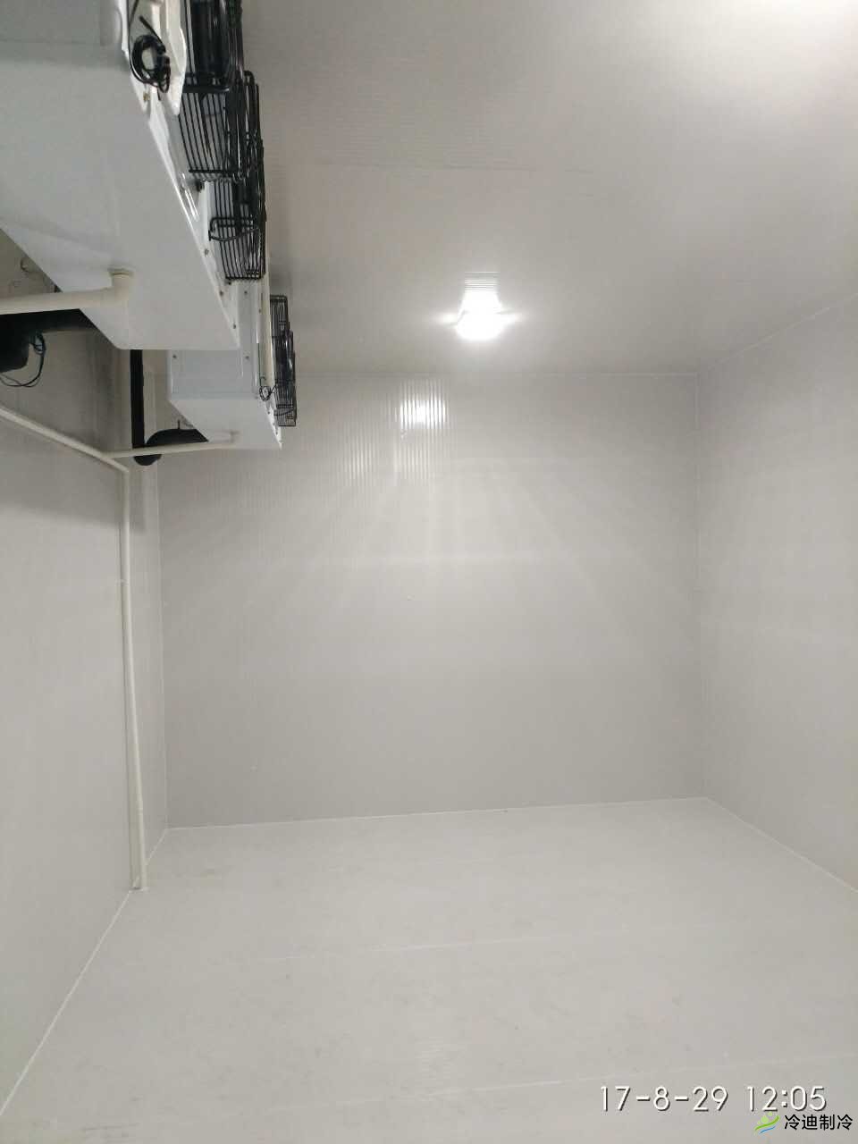 上海嘉洲實(shí)業(yè)-小型醫(yī)藥冷庫(kù)工程案例(圖3) 上海嘉洲實(shí)業(yè)-小型醫(yī)藥冷庫(kù)工程案例(圖3)