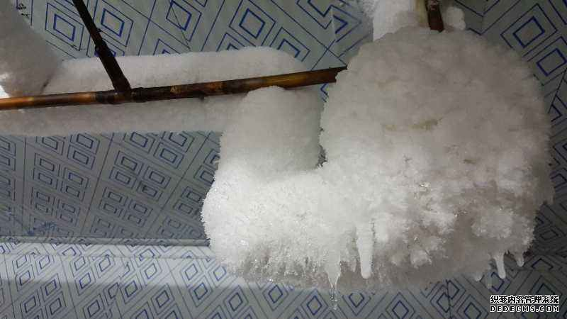 冷庫(kù)結(jié)霜 這些化霜除霜的方法你知道嗎？(圖1)