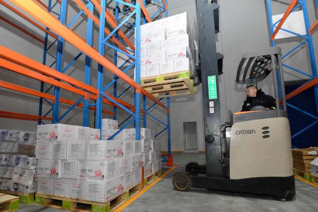 建造200噸火龍果水果保鮮冷庫(kù)需要多少錢(qián)?(圖2) 建造200噸火龍果水果保鮮冷庫(kù)需要多少錢(qián)?