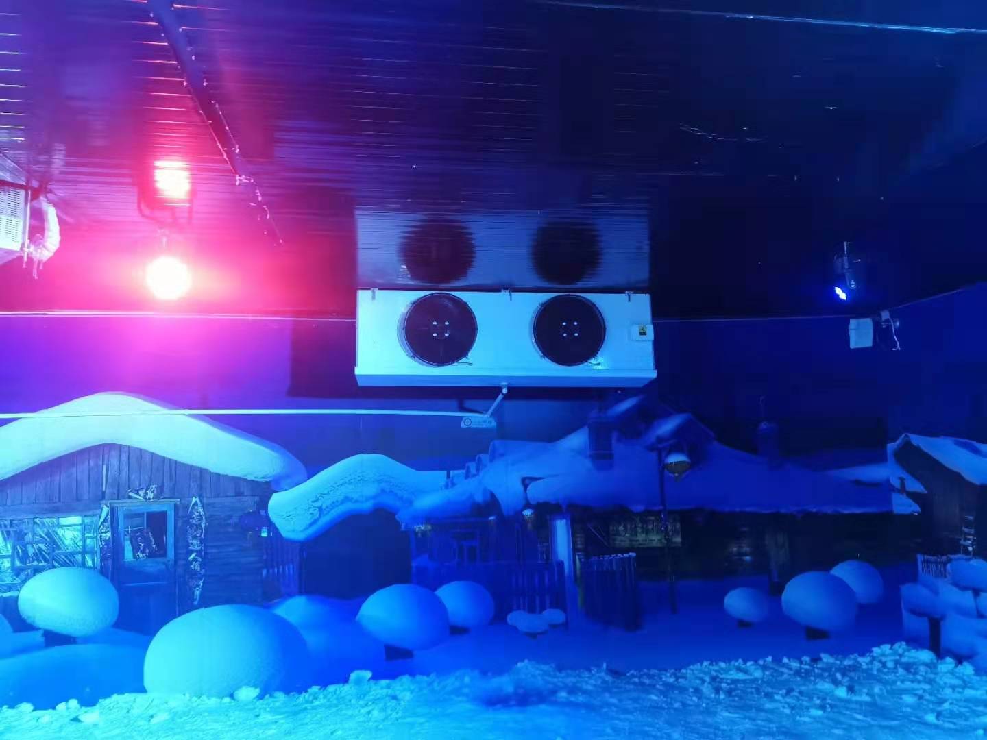 滑雪場(chǎng)，室內(nèi)冰雪世界冷庫(kù)歡樂谷建造
