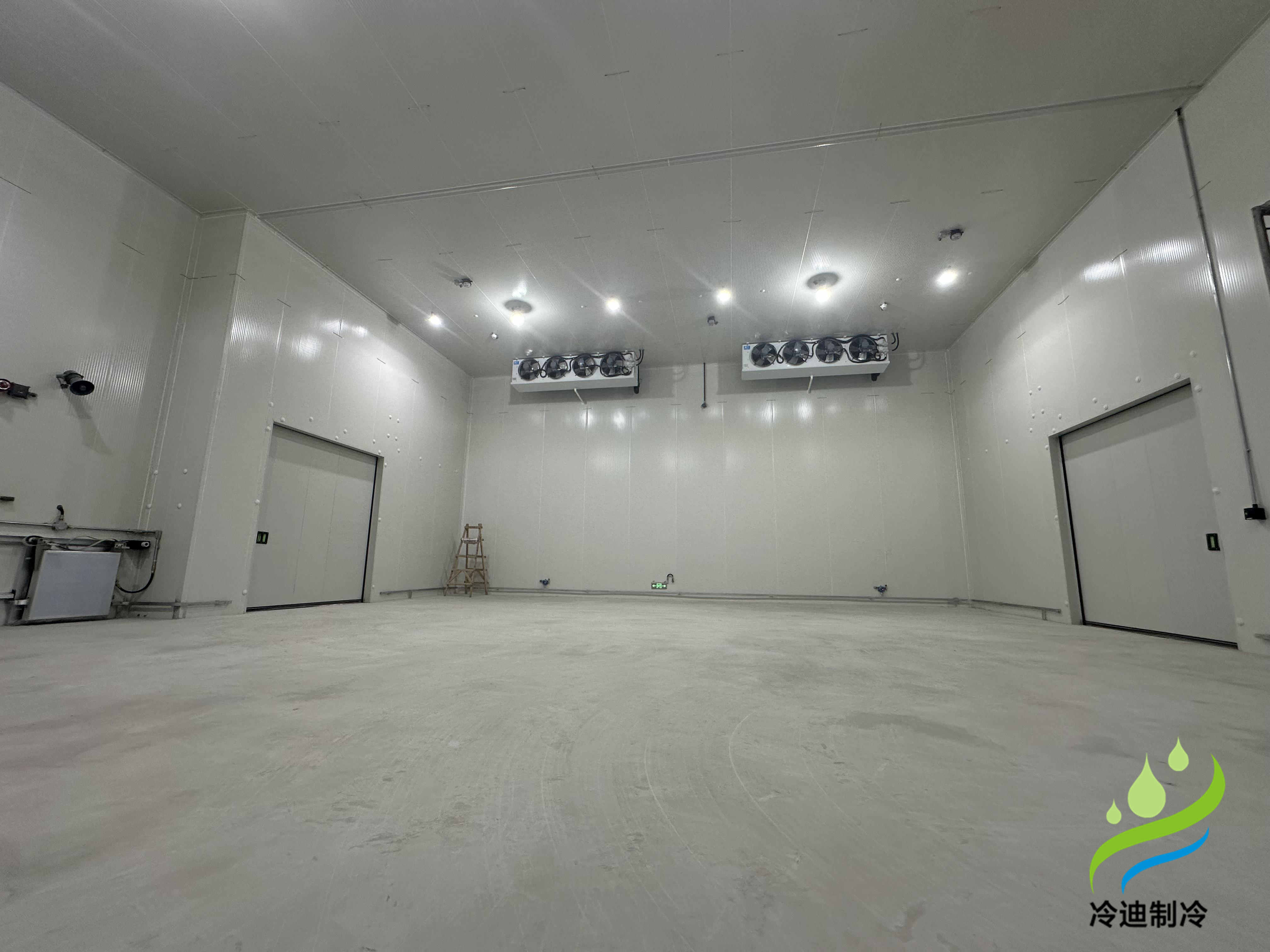 安裝一個(gè)異形非標(biāo)準(zhǔn)冷庫(kù)造價(jià)多少錢(qián)？